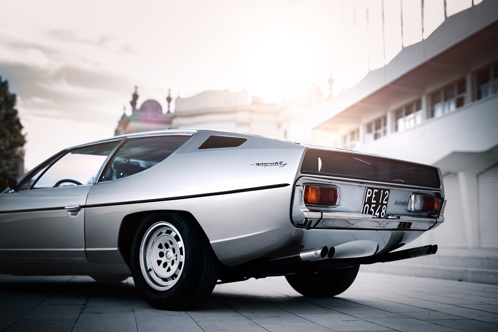 Lamborghini Espada achteraanzicht