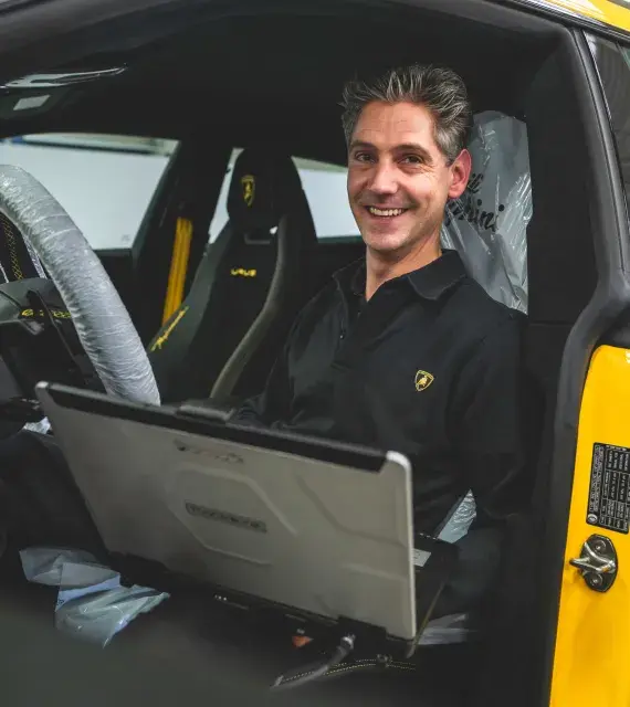 Portret Frans Schoonhoven Lamborghini Leusden