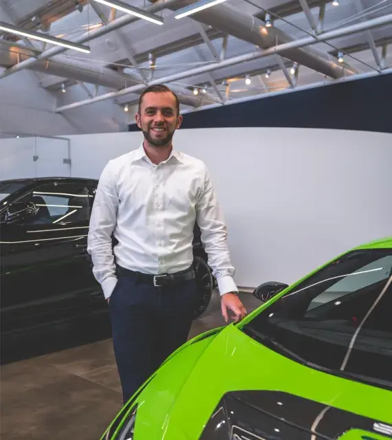 Portret Xavier van Strien Lamborghini Leusden 