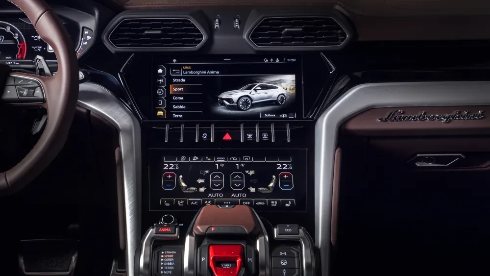 Lamborghini Urus S interieur connecting 