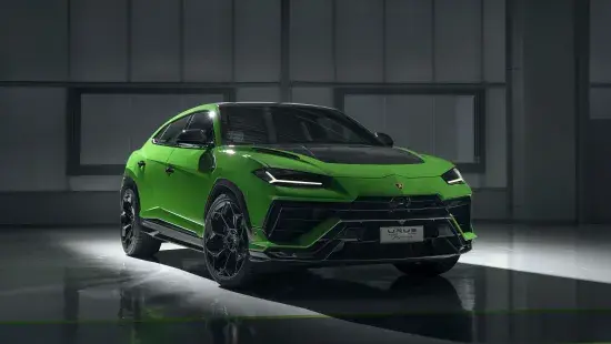 Lamborghini Urus Performante schuin vooraanzicht