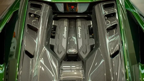 Lamborghini Revuelto - Motor