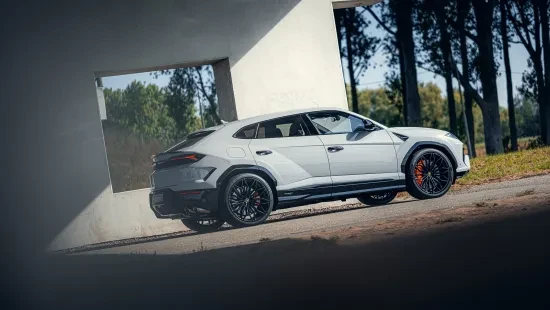 Lamborghini Urus SE - Header