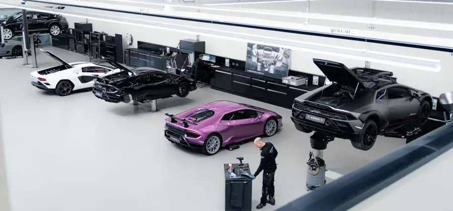 Lamborghini Service Clinic
